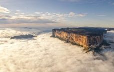 Il monte Roraima un’isola tra le nuvole
