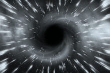 I buchi neri appena nati dalla collisione di altri buchi neri emettono cinguettii ripetuti